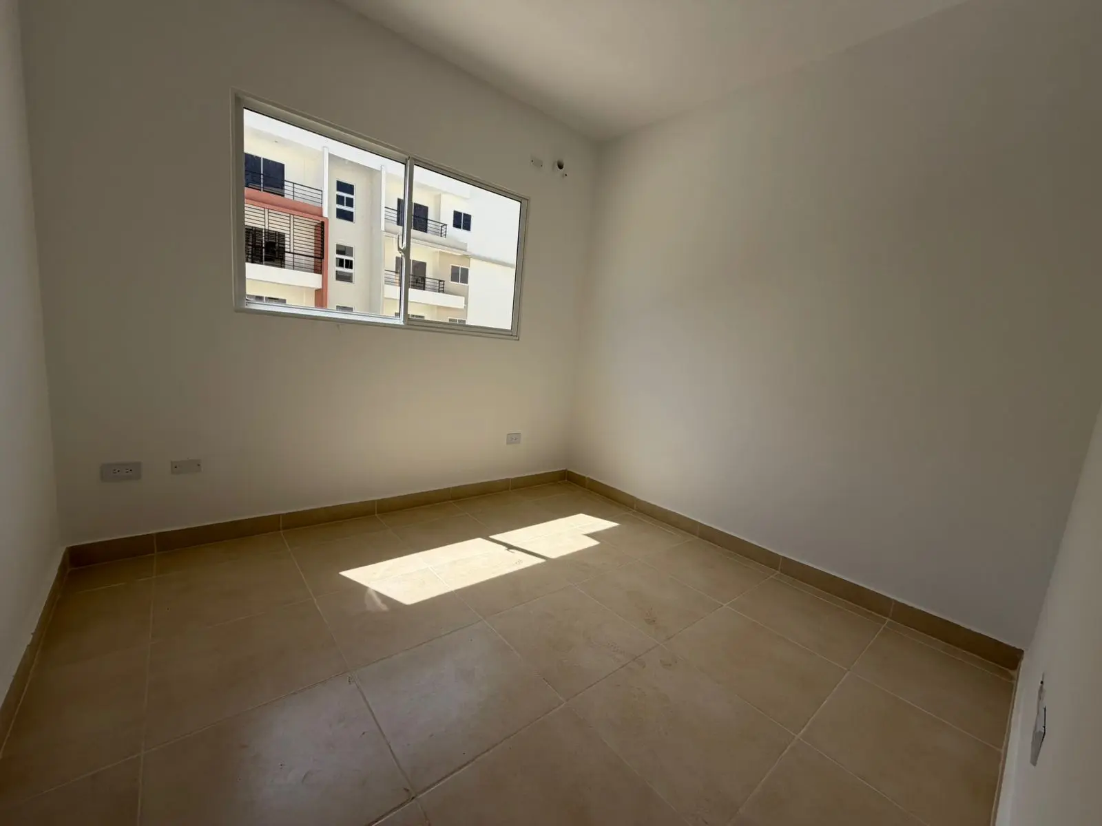 Vive como mereces en la Jacobo Majluta