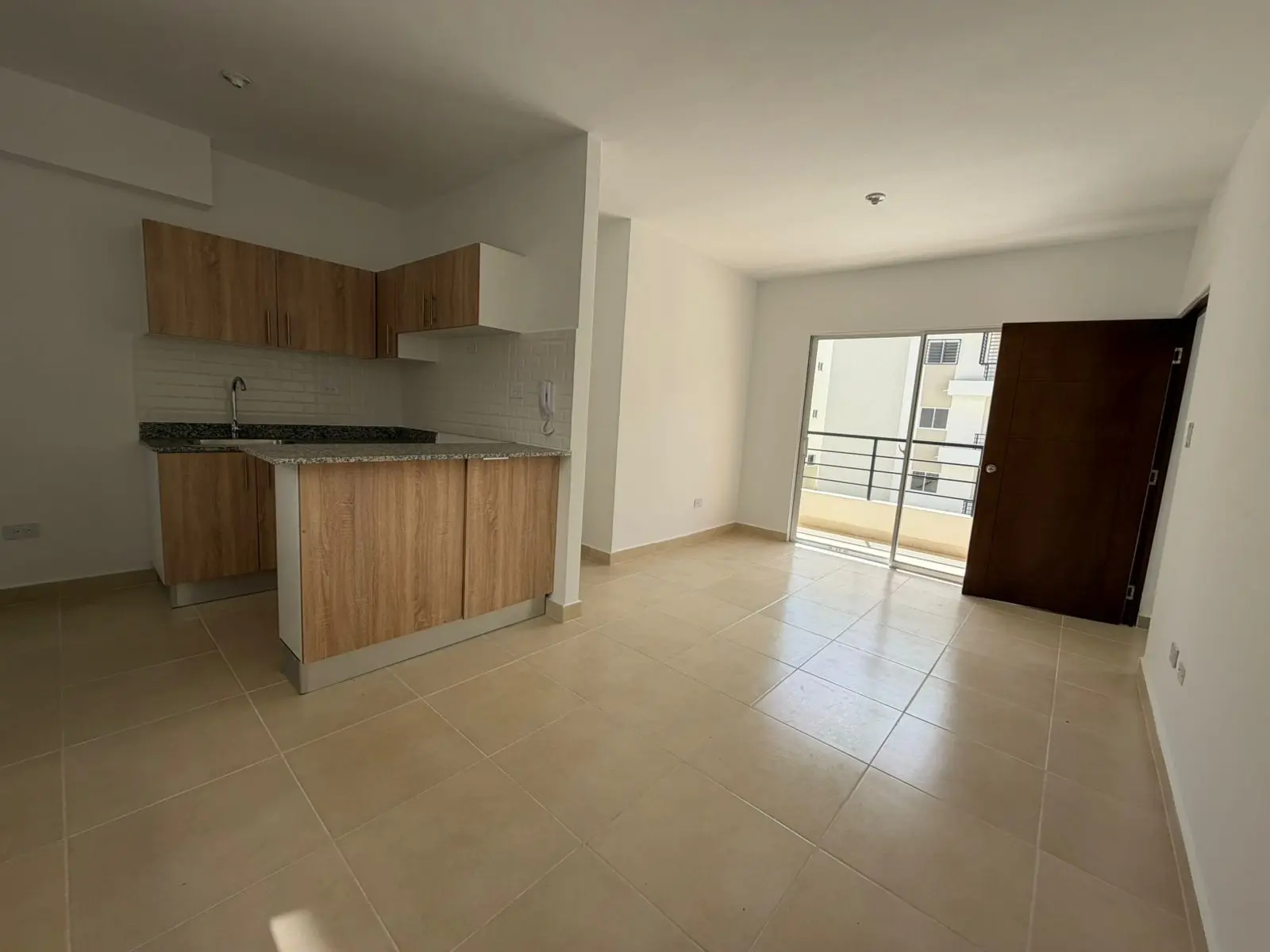 Vive como mereces en la Jacobo Majluta