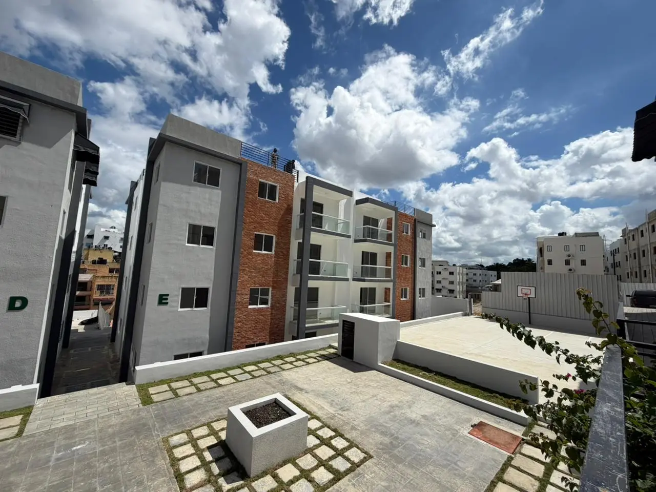 MAX CASA RD Real Estate