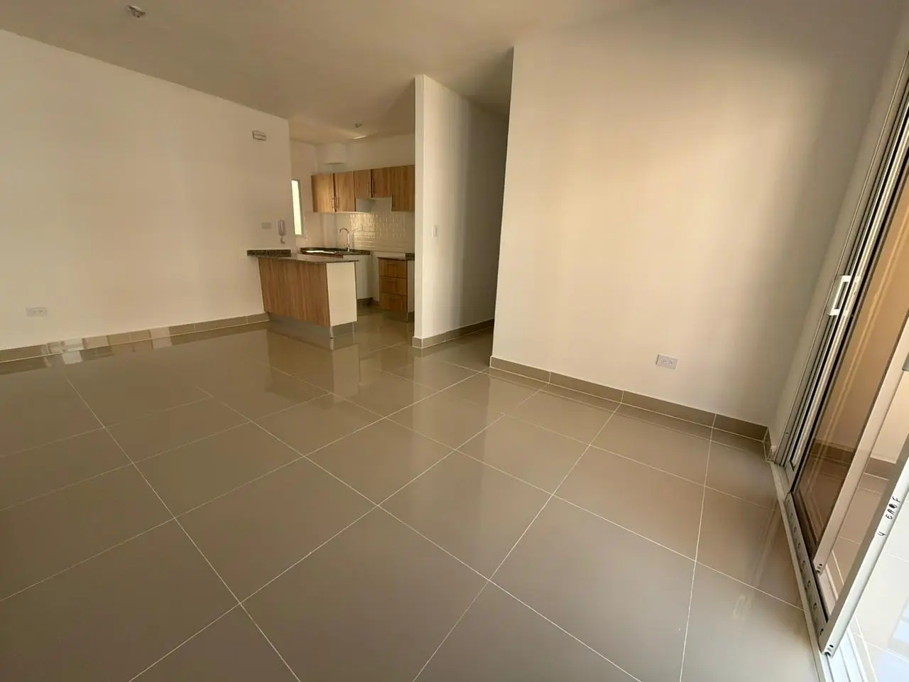 Vive como mereces en la Jacobo Majluta